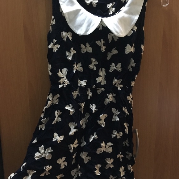 Cute Korean dress - Picture 2 of 3